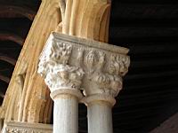 Toulouse, Cloitre des Augustins, Cloitre, Chapiteau (5)